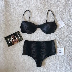 Mai Underwear Black Boa set